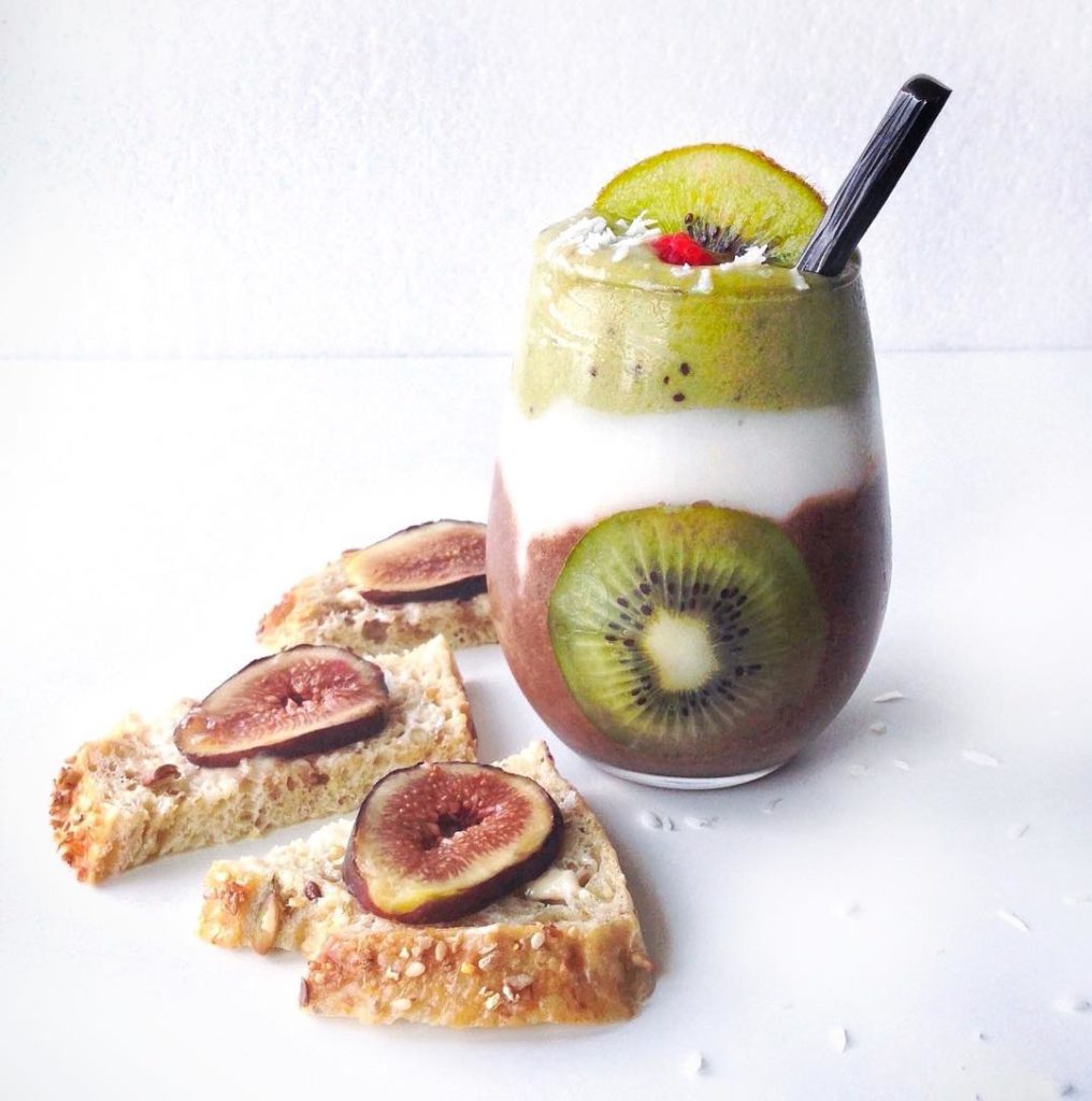 kiwi matcha smoothie