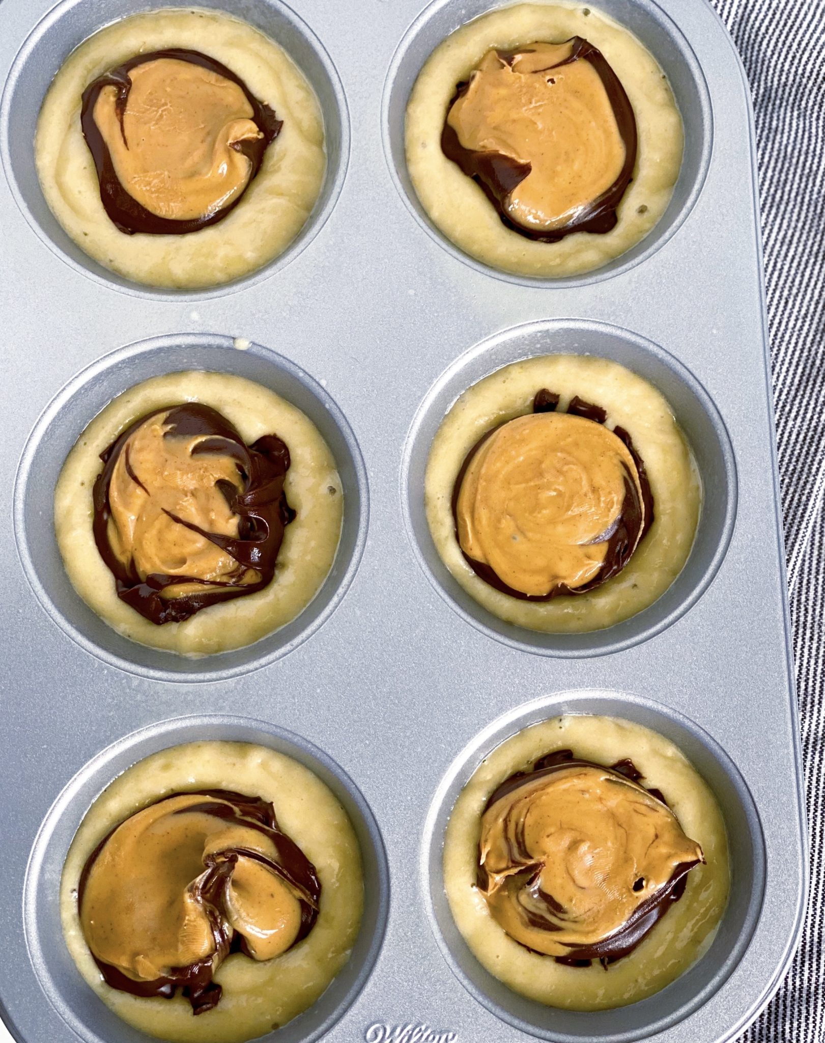 nutella banana muffins