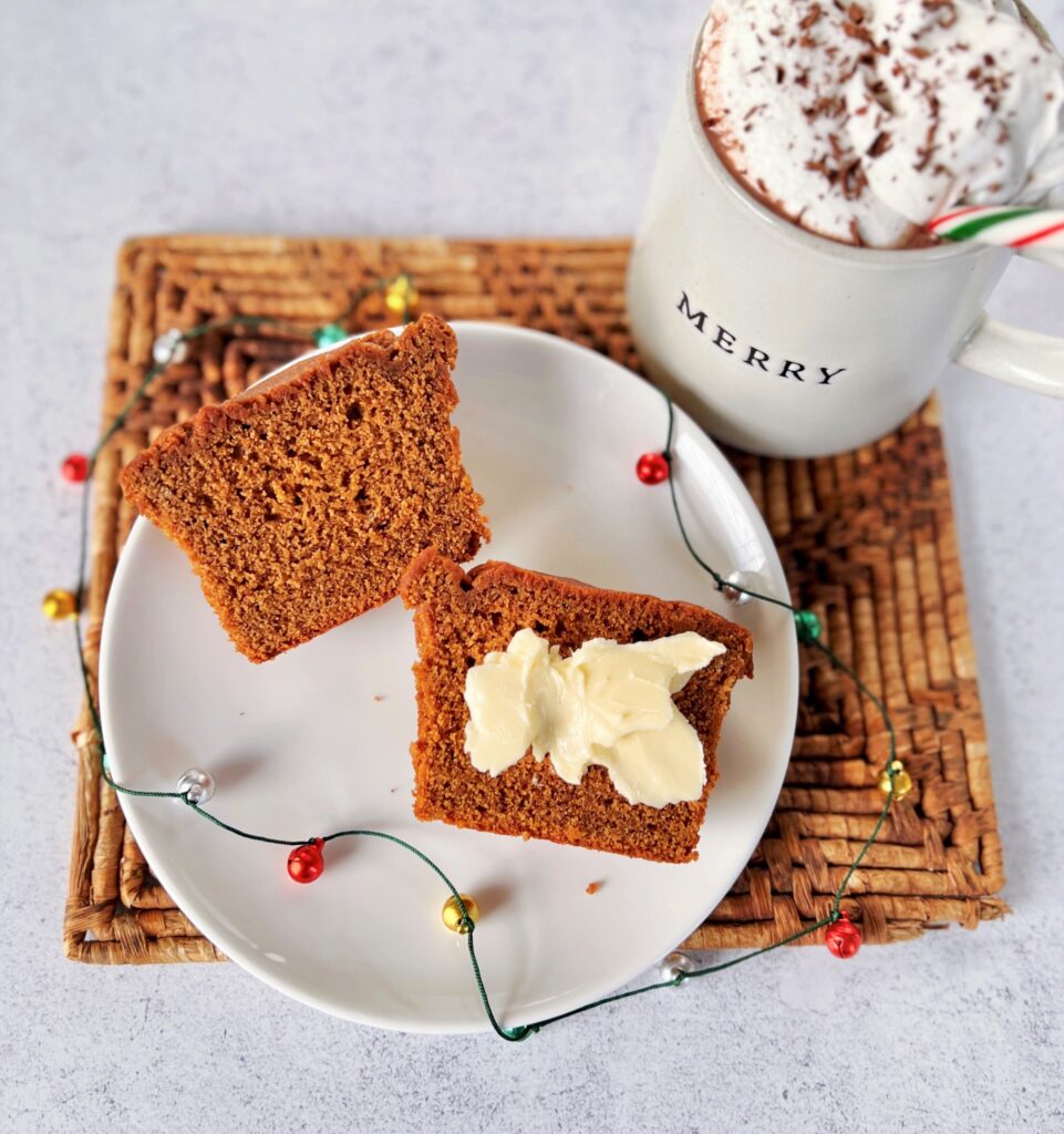 gingerbread muffins